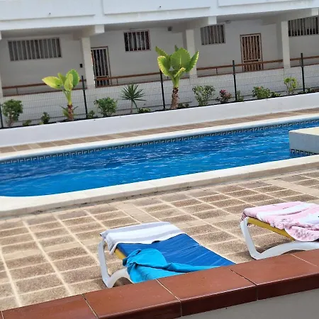 Apartament Parque Margarita, Terraza Vista Piscina
