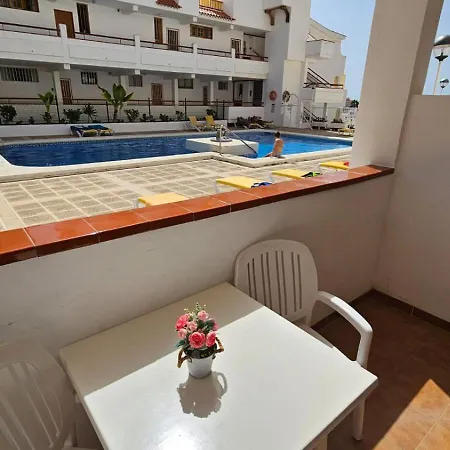 Apartament Parque Margarita, Terraza Vista Piscina *