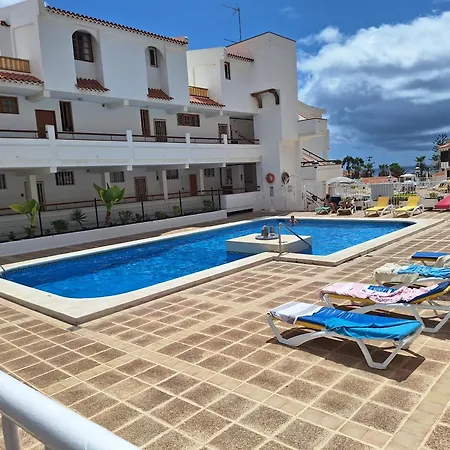 Parque Margarita, Terraza Vista Piscina Apartament *